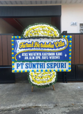 Papan Bunga Duka di Belantikan Raya