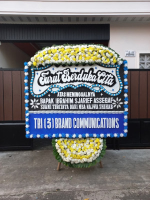 Papan Bunga Duka di Belantikan Raya